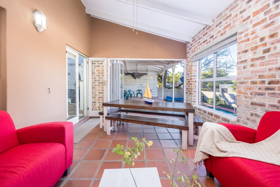 4 Bedroom Property for Sale in Vierlanden Western Cape